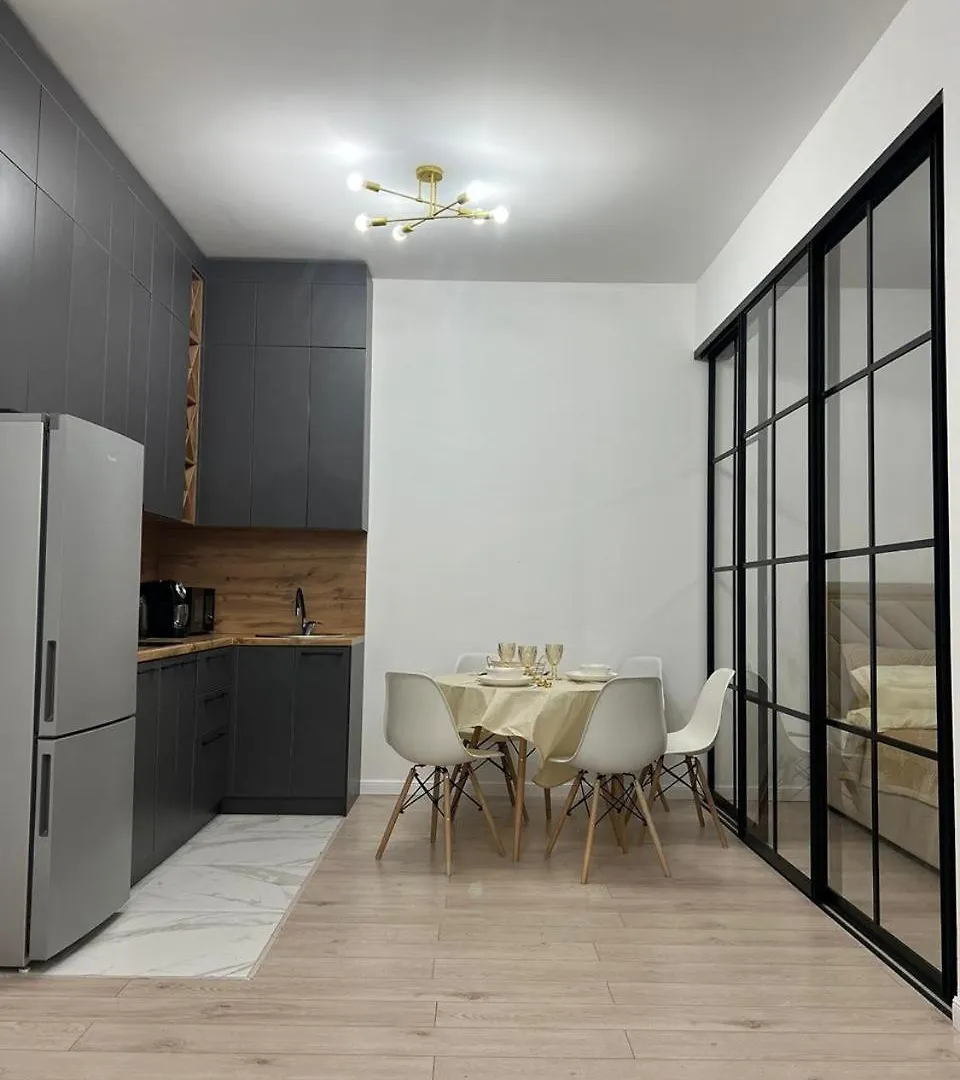 Premium Apartment - 96 Almaty 0*,